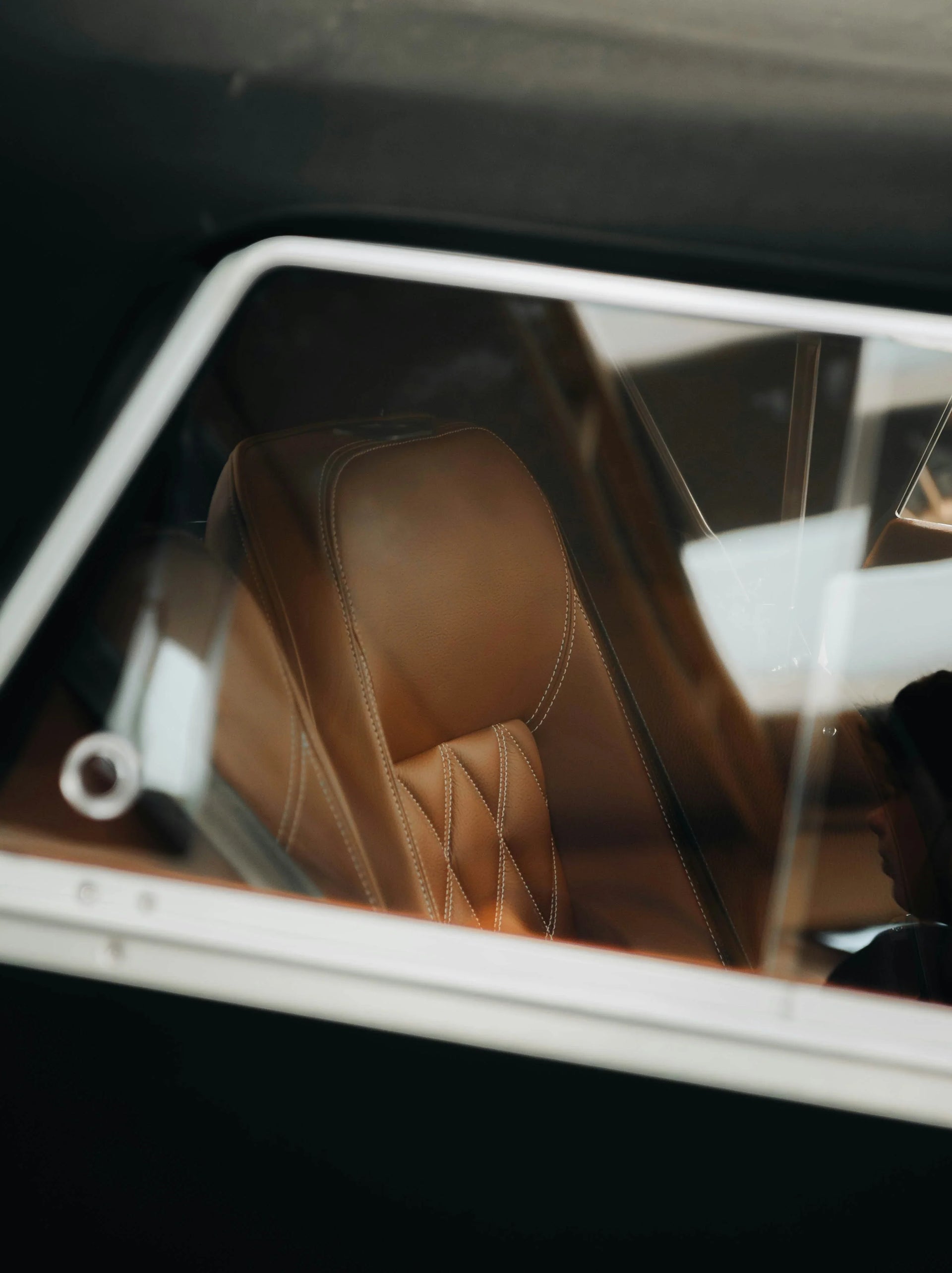 Limpieza y cuidado del cuero del coche. Así se mantiene el cuero bonito – toda la vida