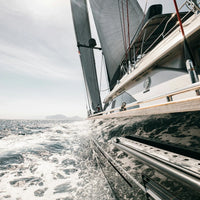 Brillo, protección y perfección: los pulimentos adecuados para su barco